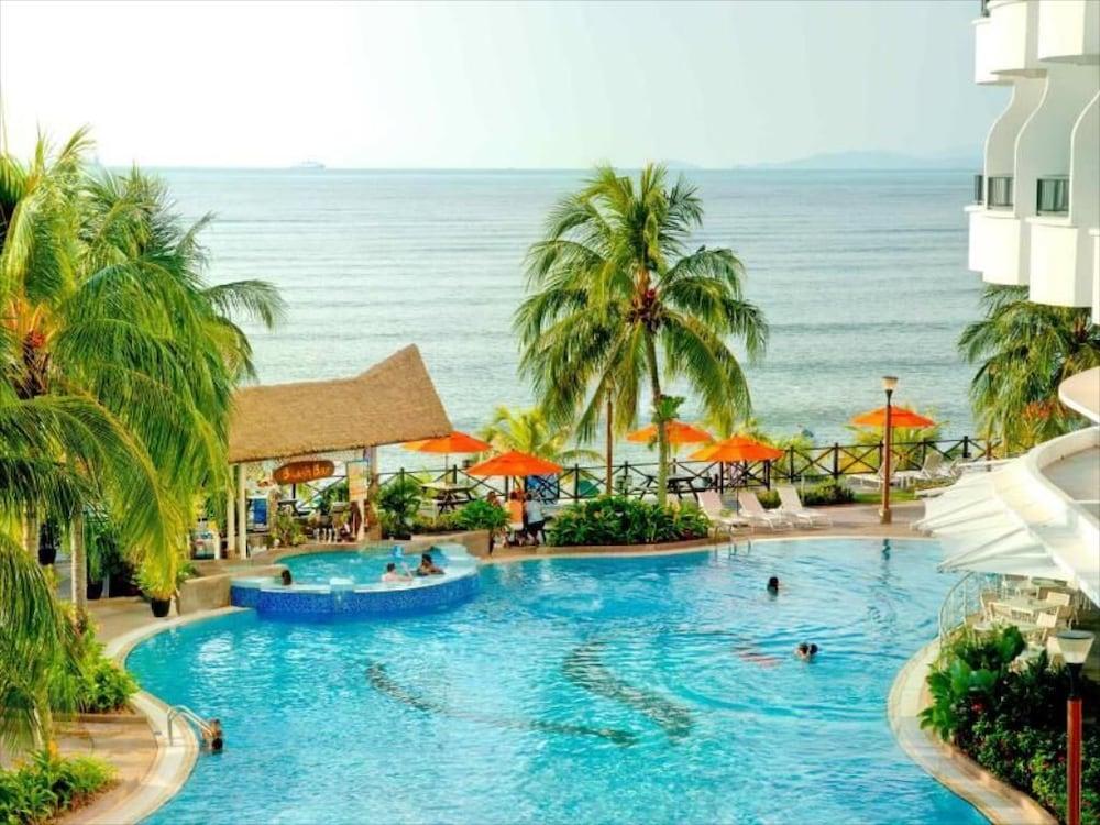 Flamingo Hotel By The Beach, Penang Tanjung Bungah  Dış mekan fotoğraf
