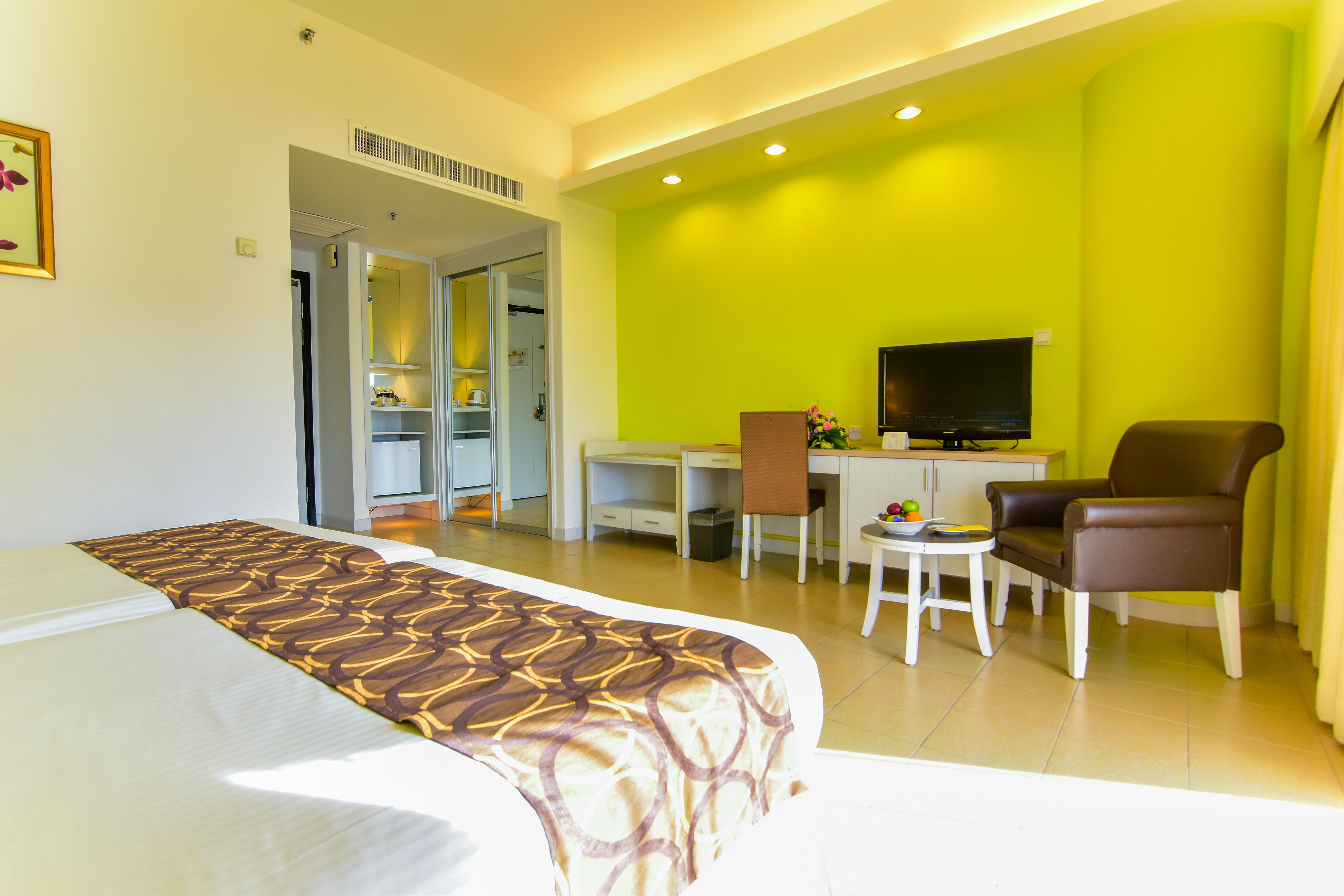 Flamingo Hotel By The Beach, Penang Tanjung Bungah  Dış mekan fotoğraf