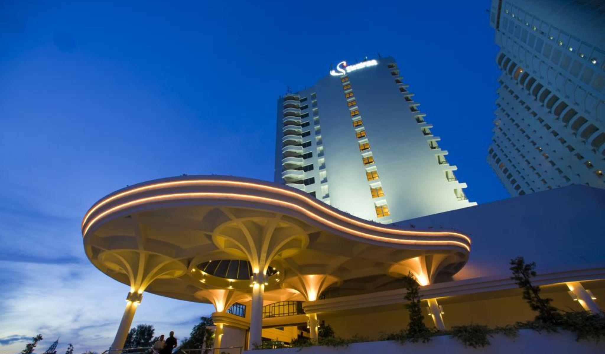 Flamingo Hotel By The Beach, Penang Tanjung Bungah  Dış mekan fotoğraf