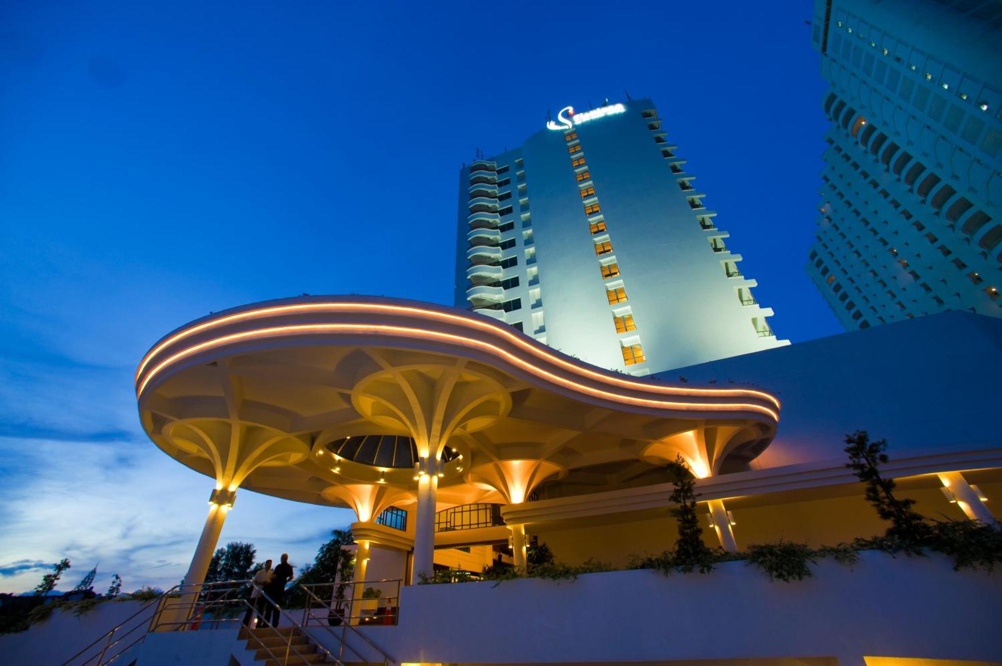 Flamingo Hotel By The Beach, Penang Tanjung Bungah  Dış mekan fotoğraf
