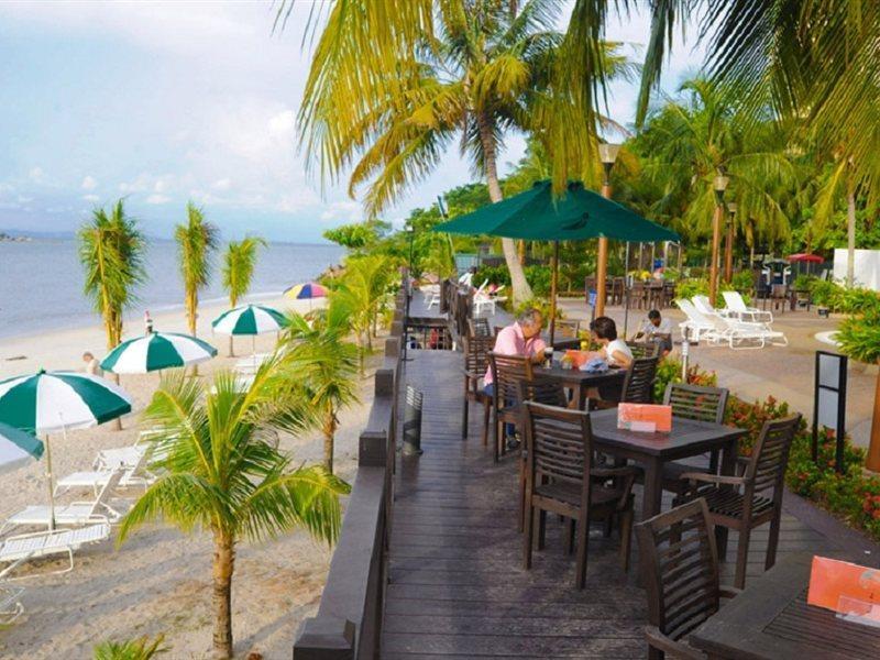 Flamingo Hotel By The Beach, Penang Tanjung Bungah  Dış mekan fotoğraf
