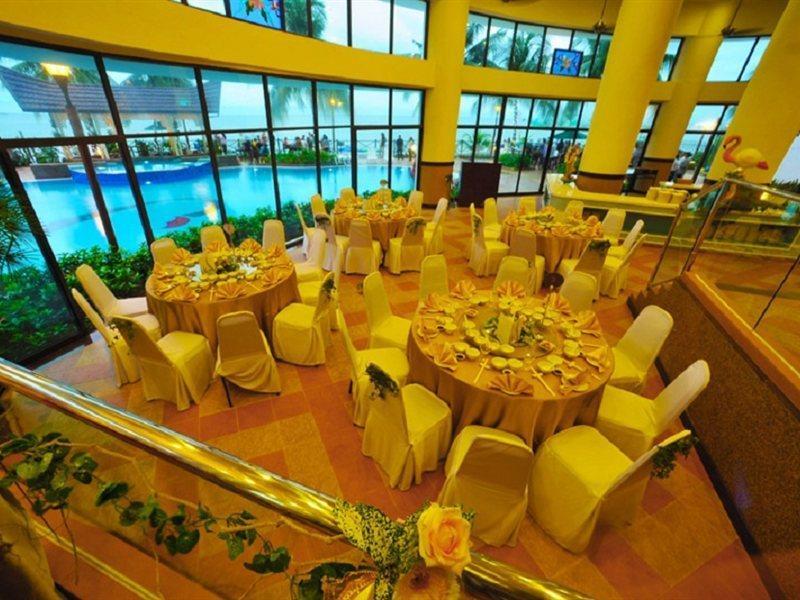 Flamingo Hotel By The Beach, Penang Tanjung Bungah  Dış mekan fotoğraf